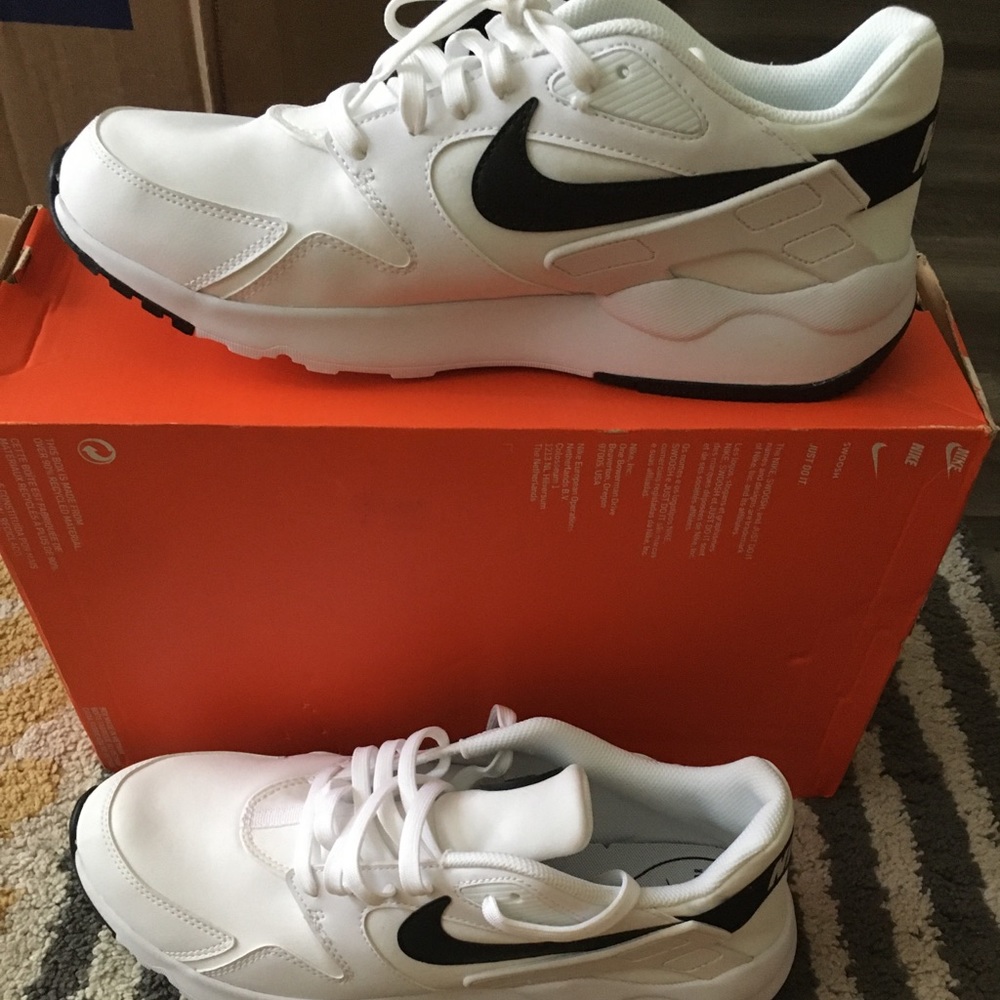 Men’s shoes